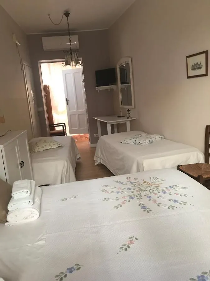 Hotel La Tela Di Penelope à San Marco d'Alunzio 3*,